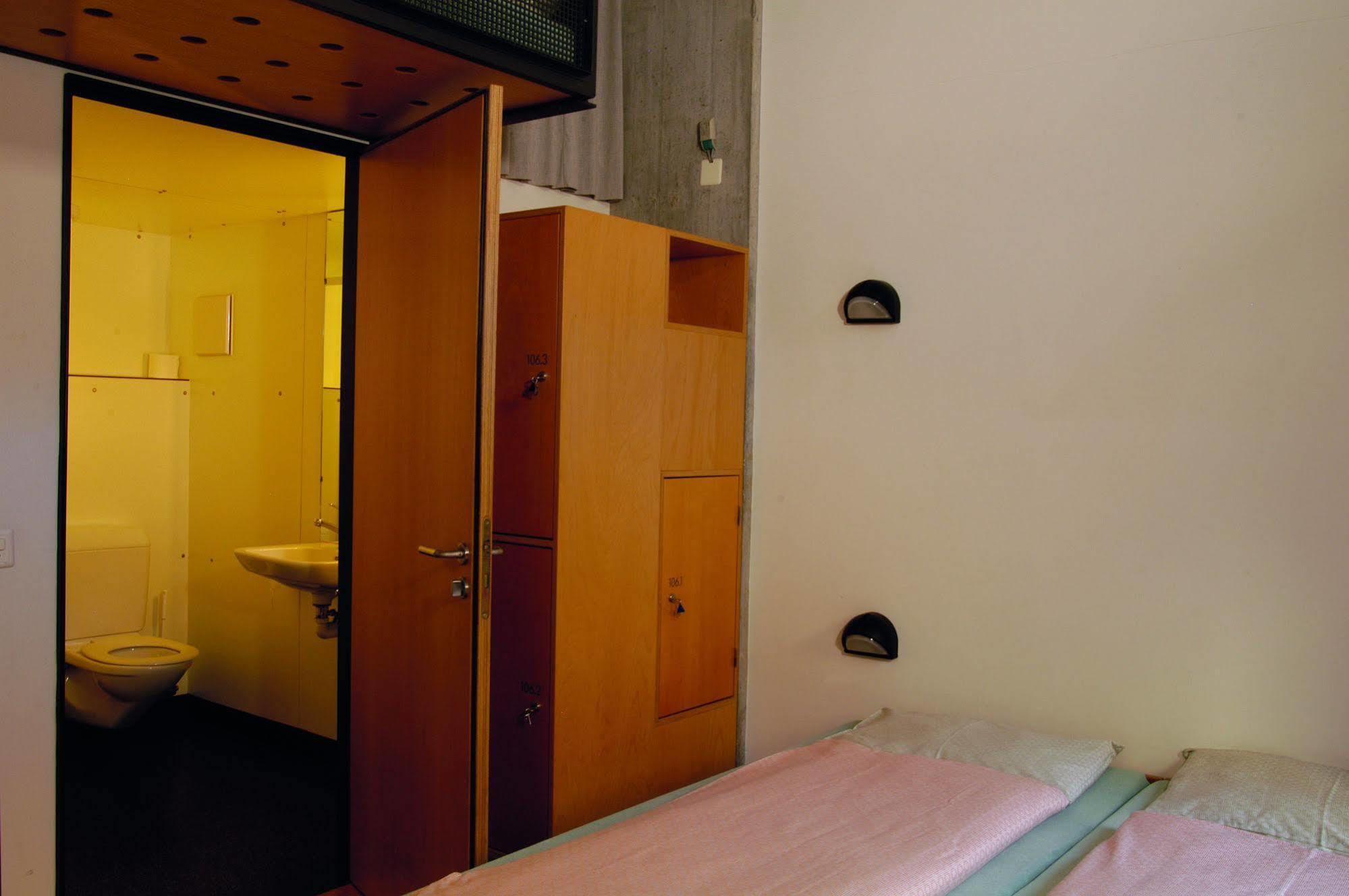 Solothurn Youth Hostel Exterior photo